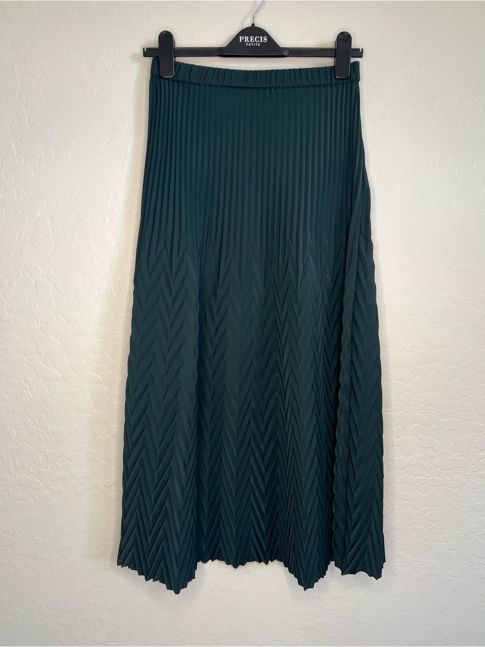 Banana Republic Forest Green Pleated Maxi Skirt